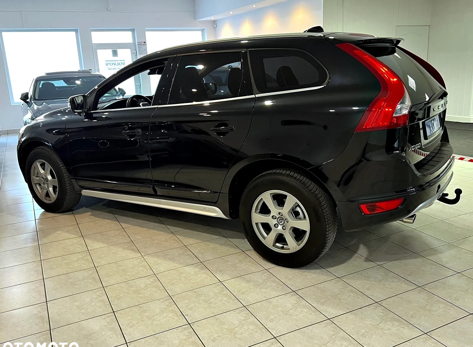 Volvo XC 60 cena 79900 przebieg: 182000, rok produkcji 2013 z Pułtusk małe 232